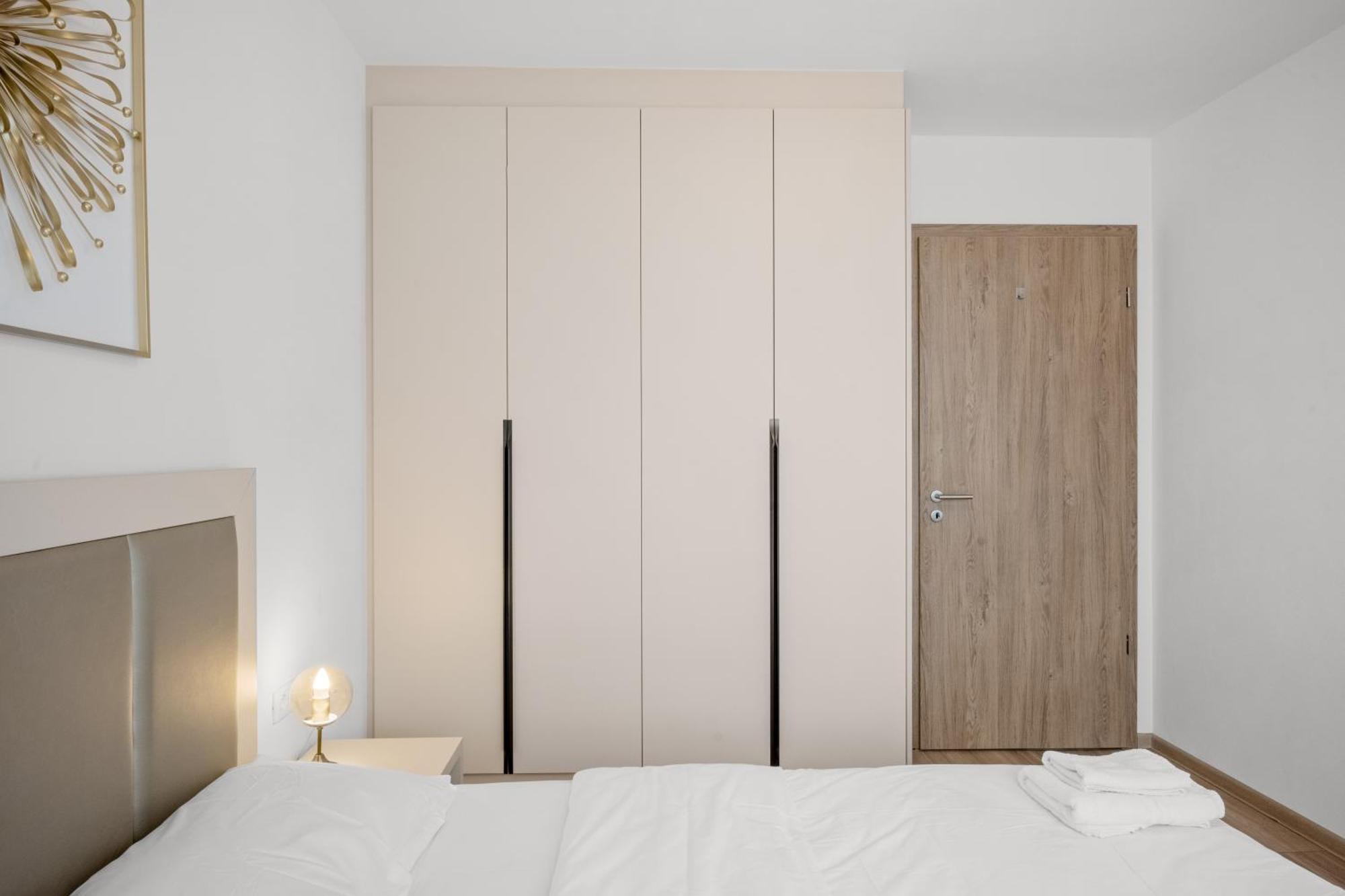 Artmob Coresi Apartment Brasov